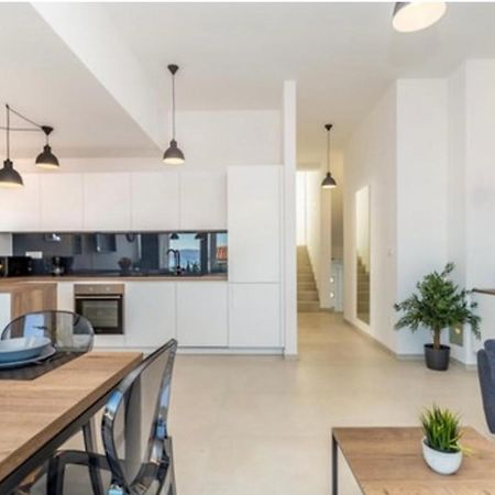Apartments Solis Lacus Penthouse Njivice Esterno foto